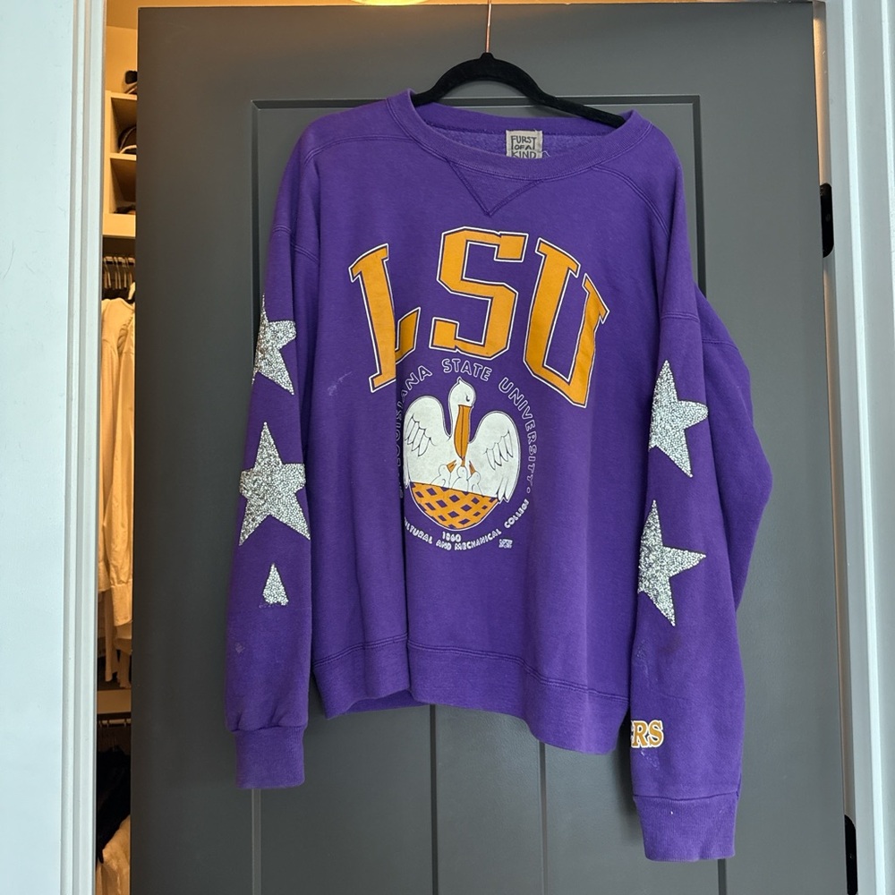 LSU sweatshirt